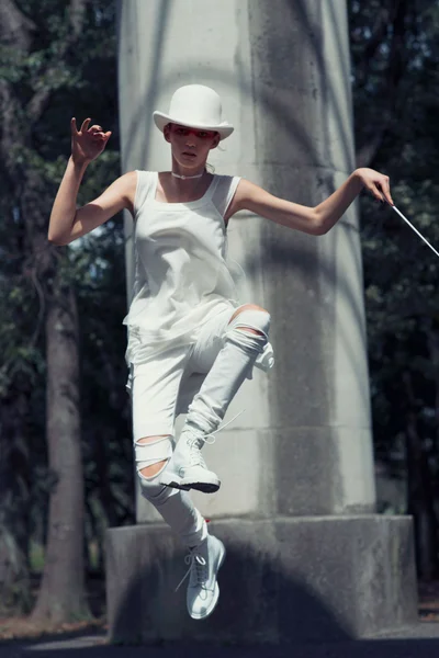 Look 15